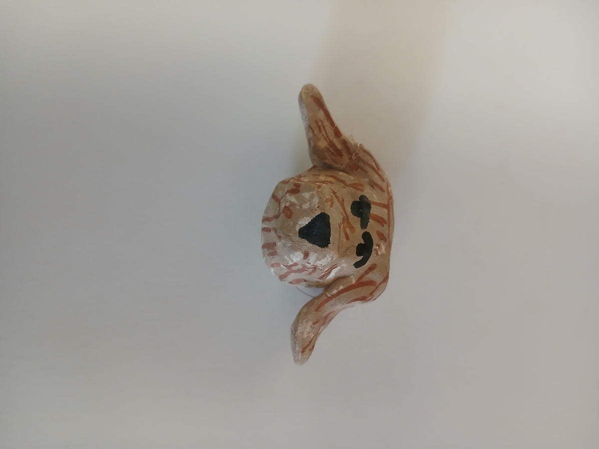 Dog Face Magnet: Brown Dog With Long Ears