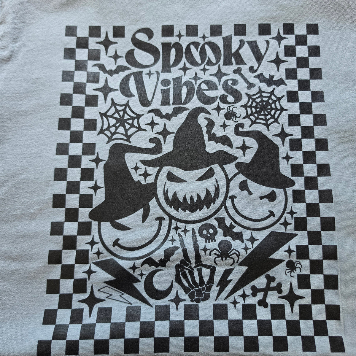 T-Shirt Spooky Vibes S