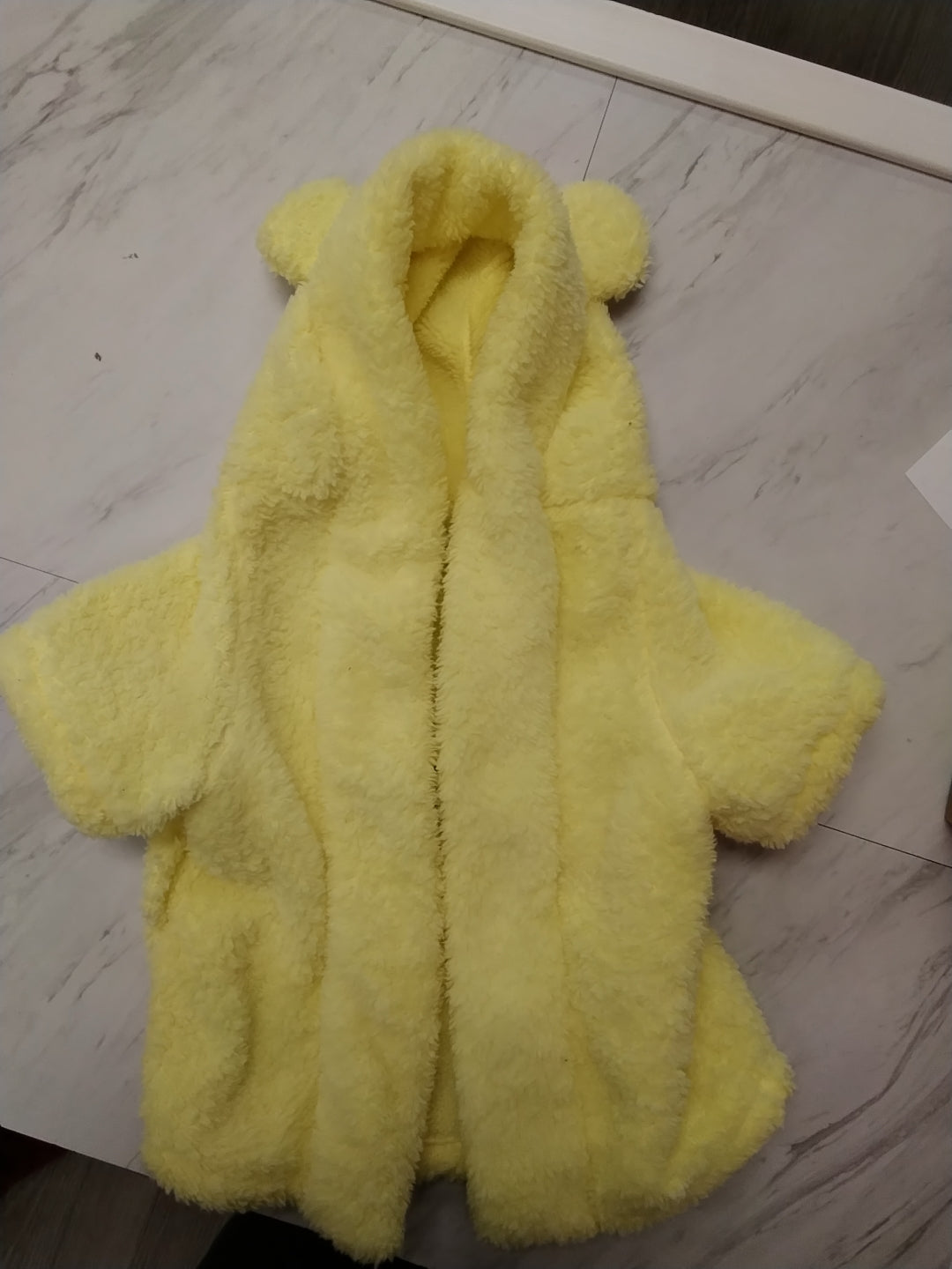 Yellow bathrobe