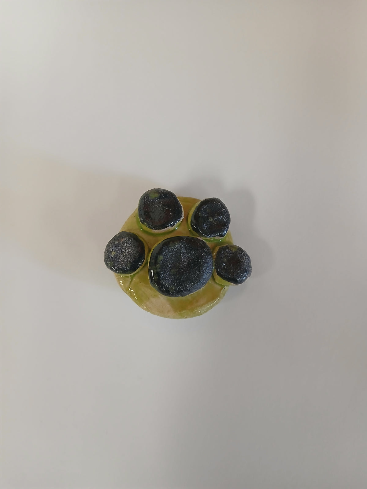 Pawprint Magnet: Circular Green