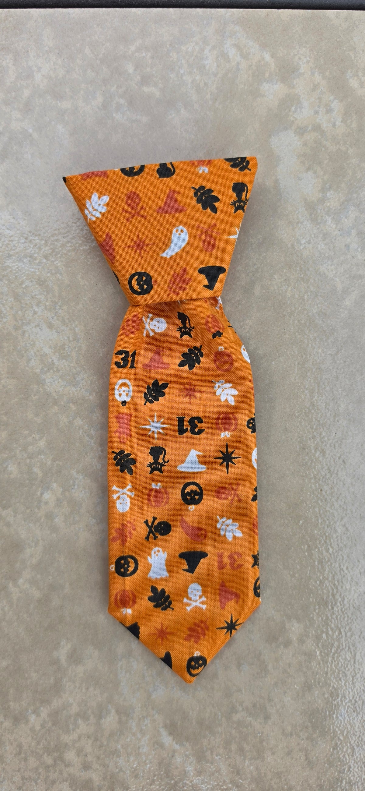 Snap Tie Halloween Large