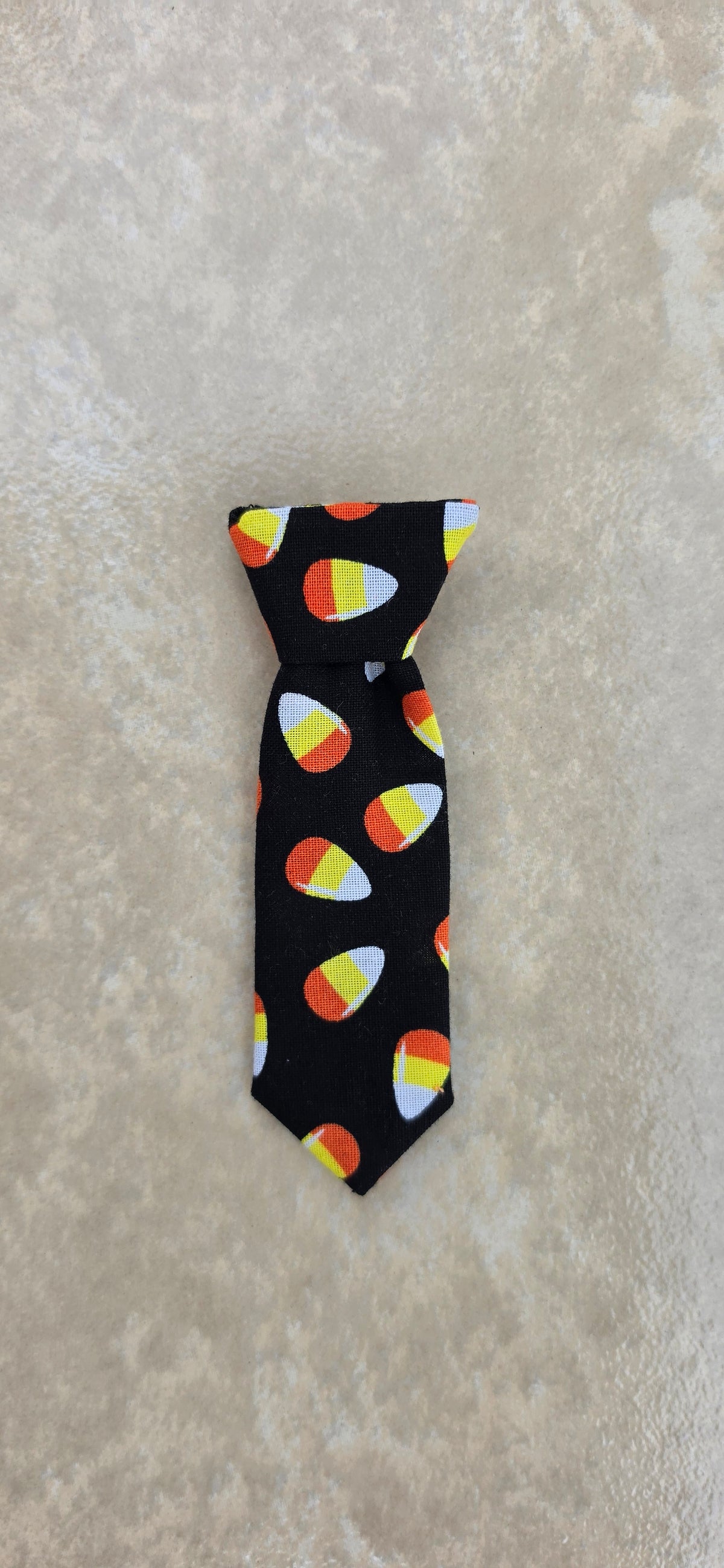 Snap Tie Candy Corn Medium