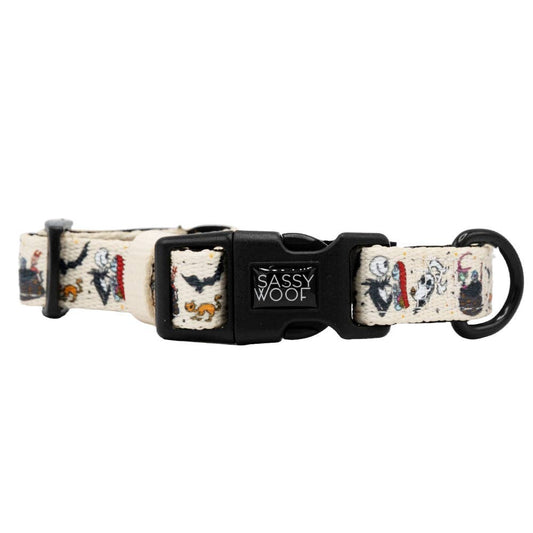 Dog collar with animal illustrations on a white background