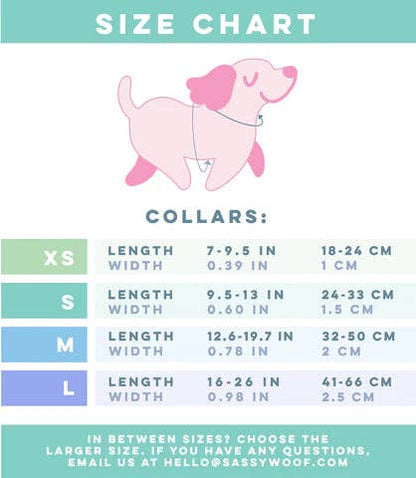 Collar size chart with a pink dog illustration on a light blue background