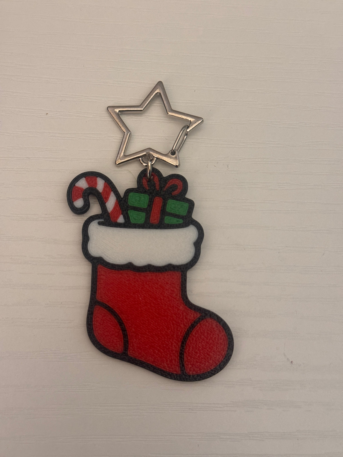 Red/White/Green Cositas and Creations Collar Charm, 2 inches